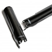PROTECTIONS DE FOURCHE EN CARBONE pour KTM 